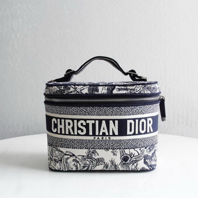 Christian Dior 2022 Beauty Bag ID:20220807-35
